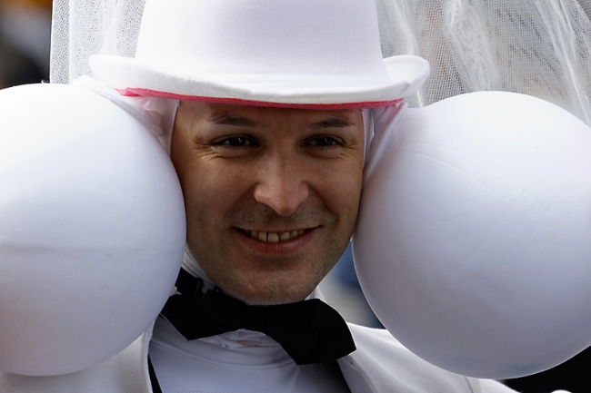 Gay pride Paris JUN13-198